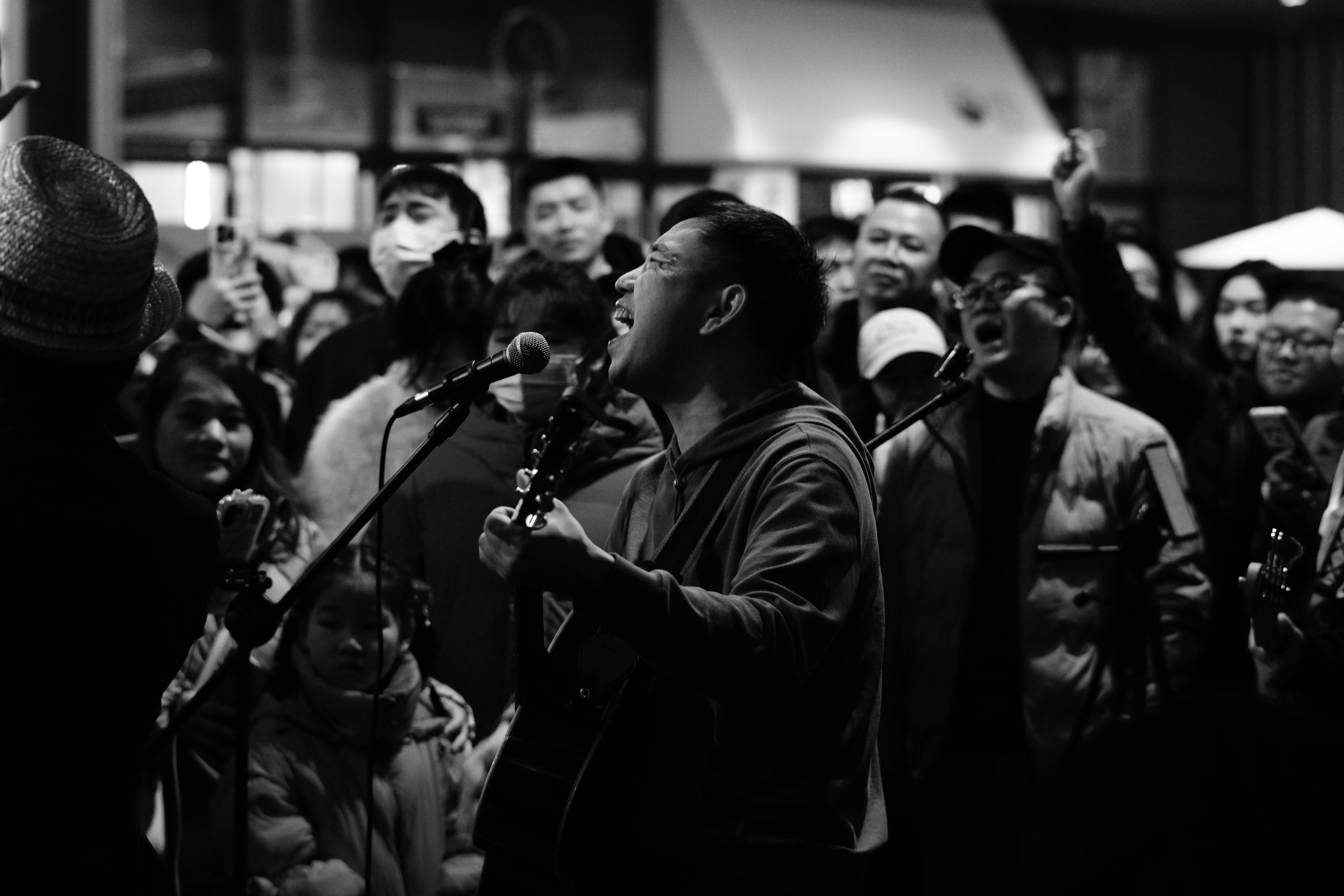 How Local Music Lovers Keep Music Discovery Fresh — Photo by Yoda on Pexels
