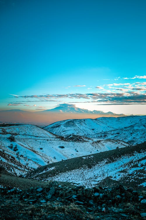 Immagine gratuita di catena montuosa, freddo, inverno