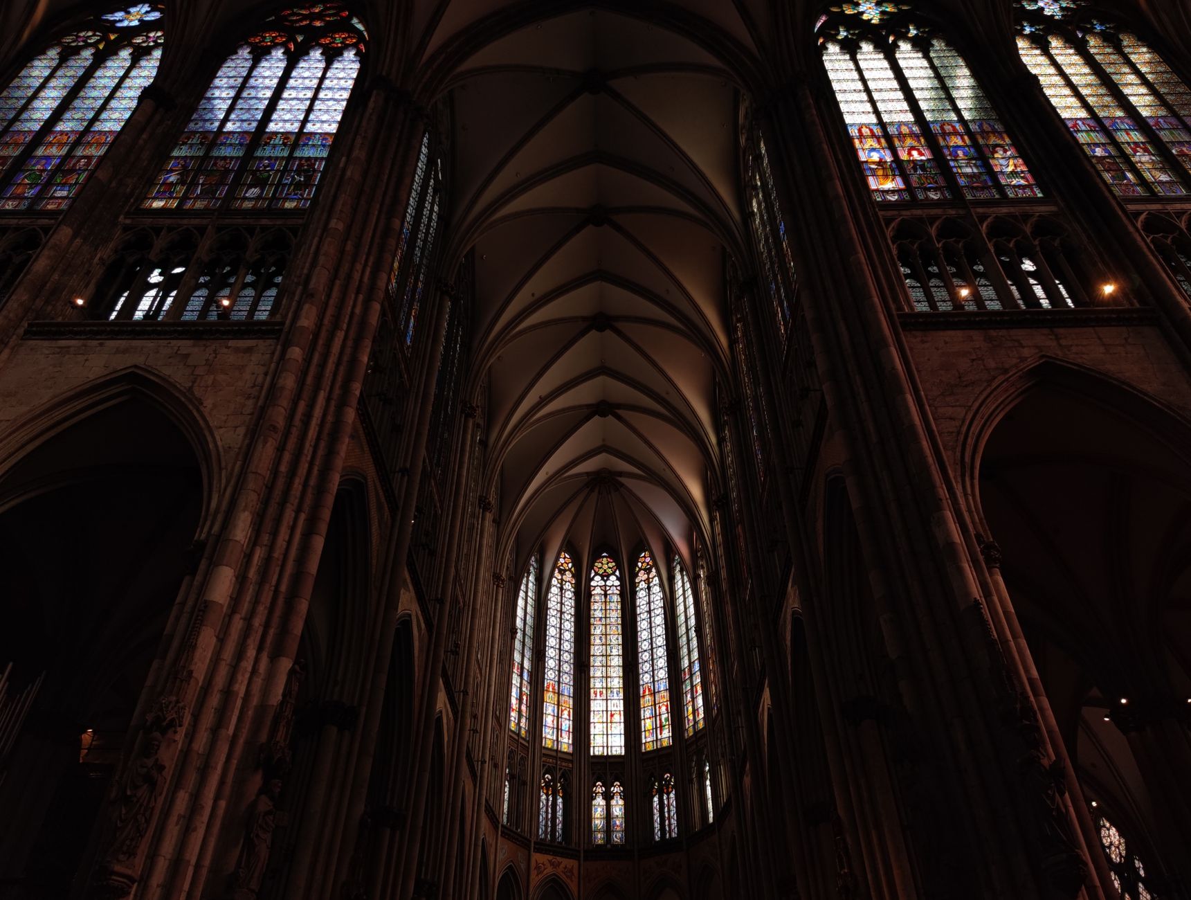 Cologne Cathedral interior vaulted ceiling stained glass