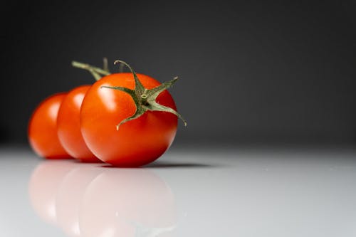 Fotobanka s bezplatnými fotkami na tému aan lichtbak toevoegen, čerstvé produkty, červená