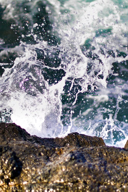 Δωρεάν στοκ φωτογραφιών με rock, βουτιά, κατακόρυφη λήψη