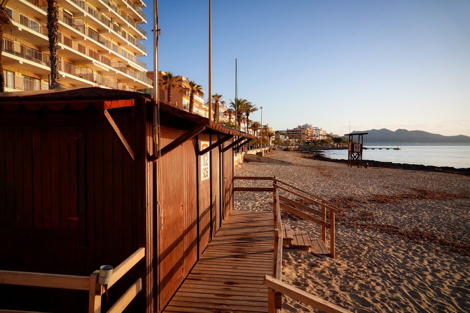 ¡No creas tus ojos! Hotel de 4* en Cala Bona, Mallorca, por solo 36€