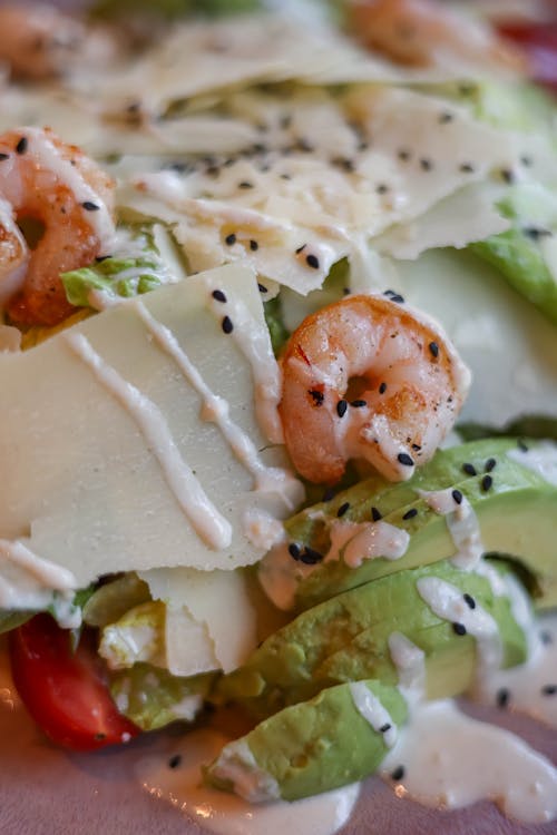 Shrimps with Avocado and Tomatoes