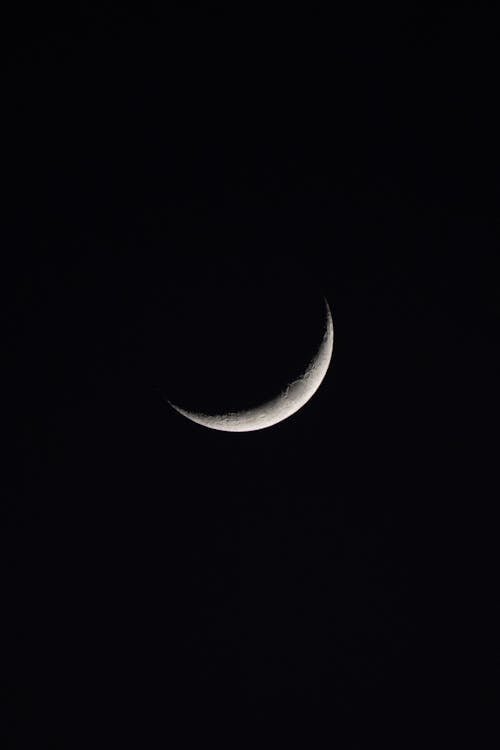 Immagine gratuita di astronomia, cielo notturno, luna crescente