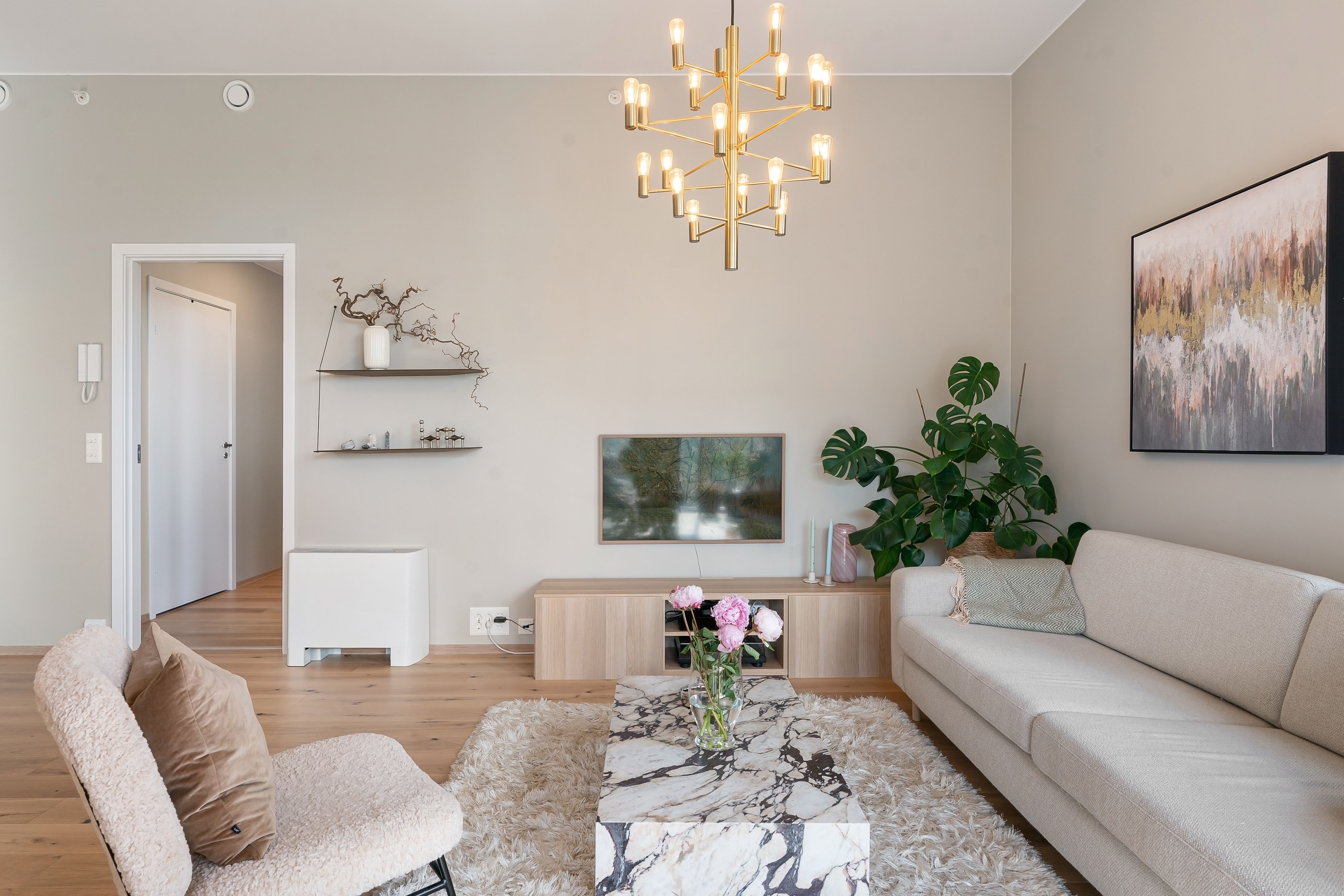 Moderne Stehlampe mit Fernbedienung — Empfehlung für Dimmbare Stehlampe