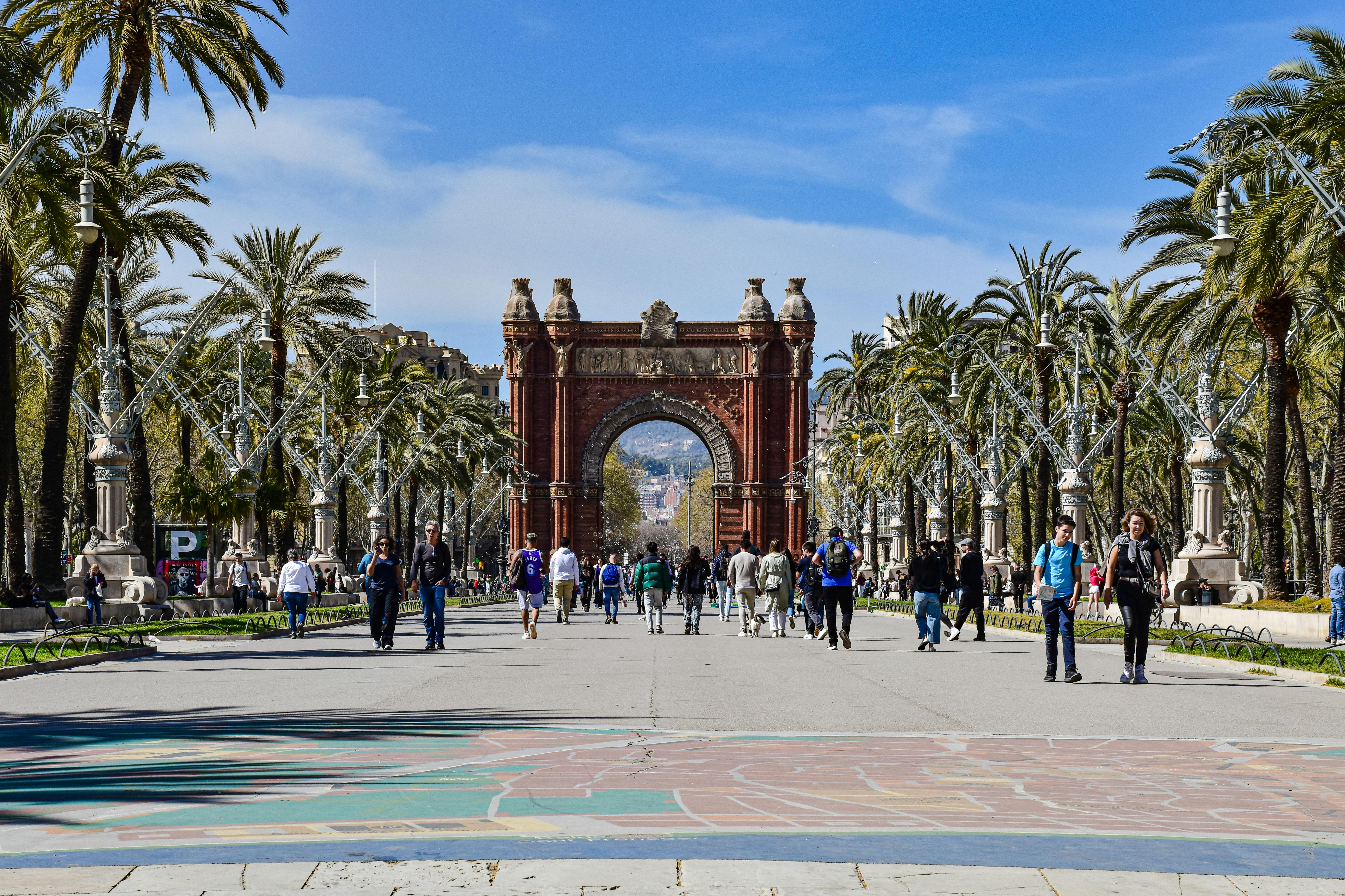 arc de triomf in barcelona