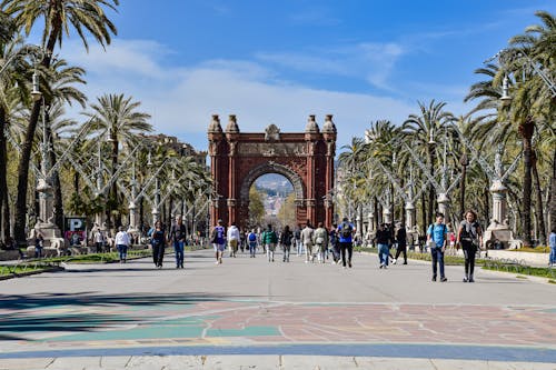 Foto profissional grátis de andando, arco do triunfo, barcelona
