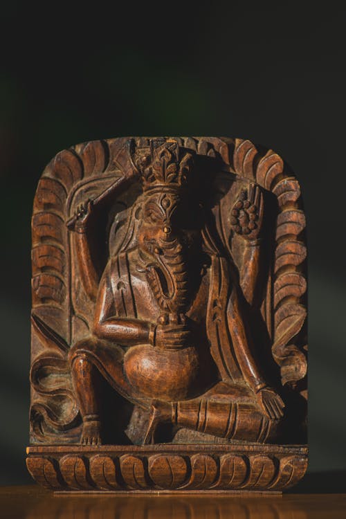 Free A wooden statue of hindu god Stock Photo