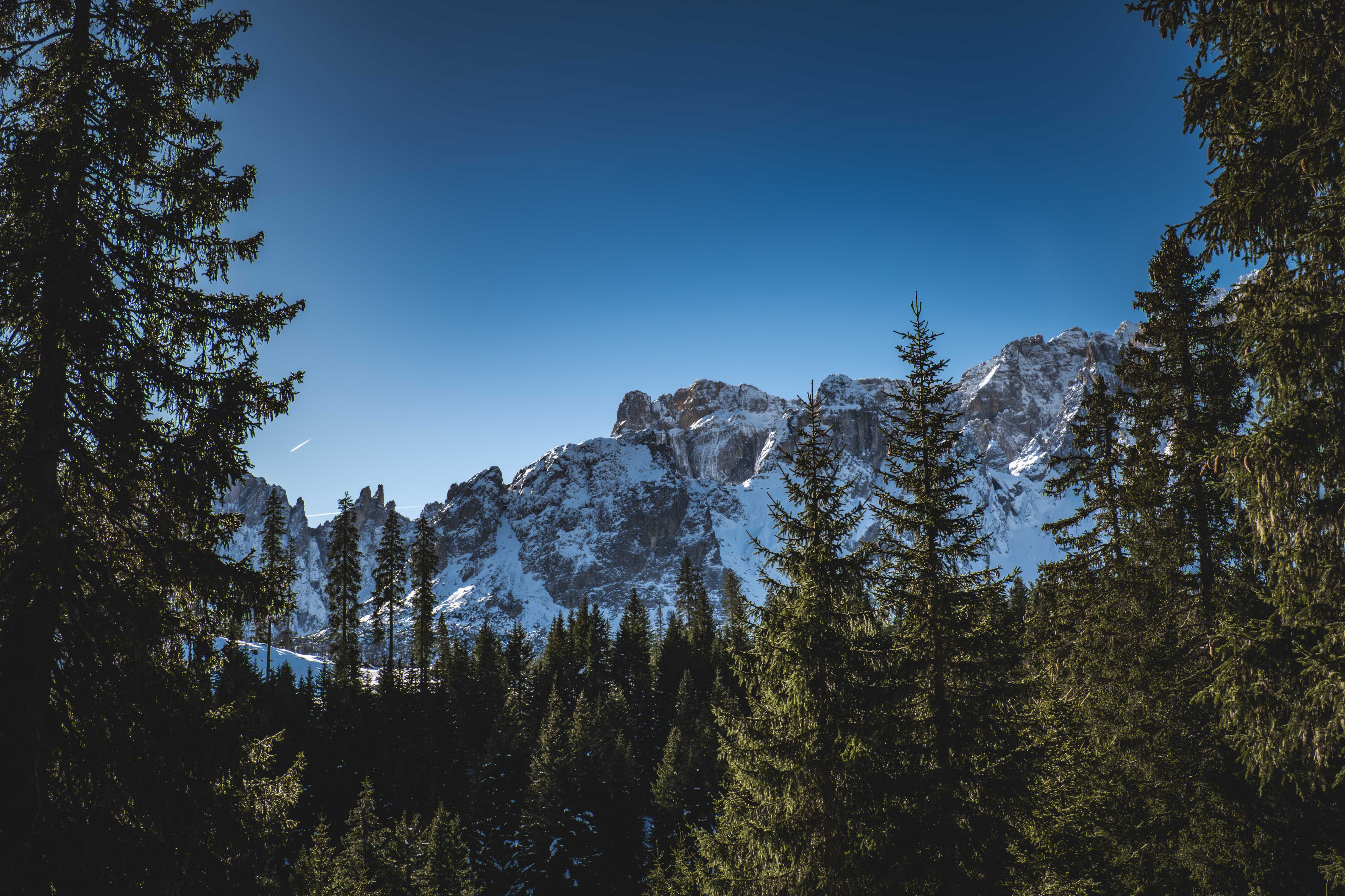 Majestic Mountains Landscape · Free Stock Photo