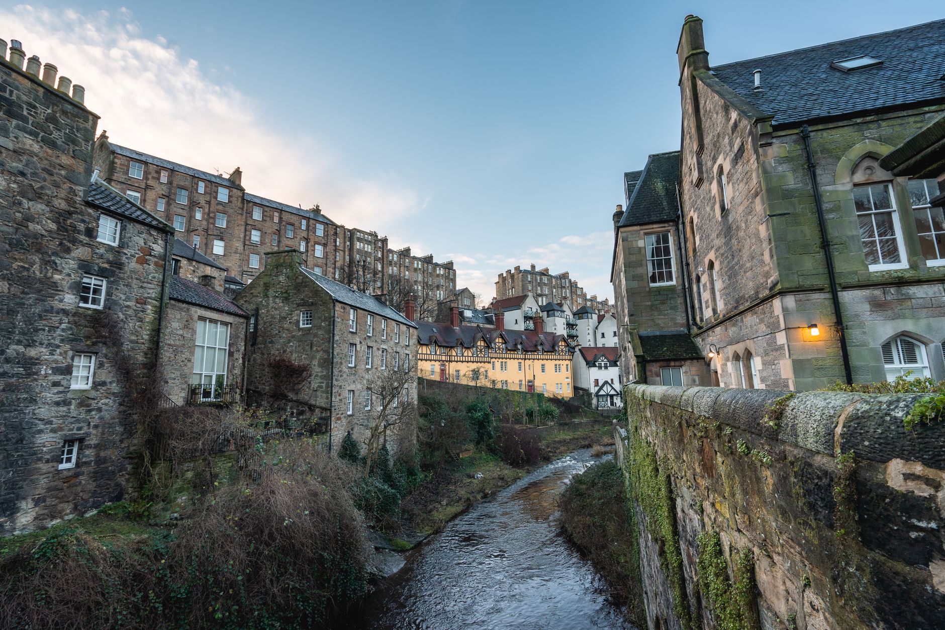 Edinburgh'da finans bölgesi binaları