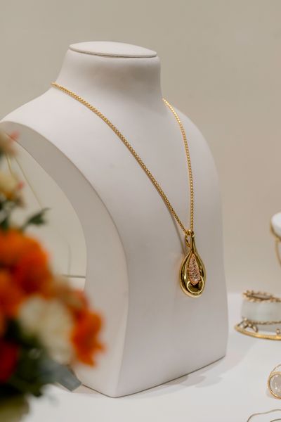 Gold souk jewellery
