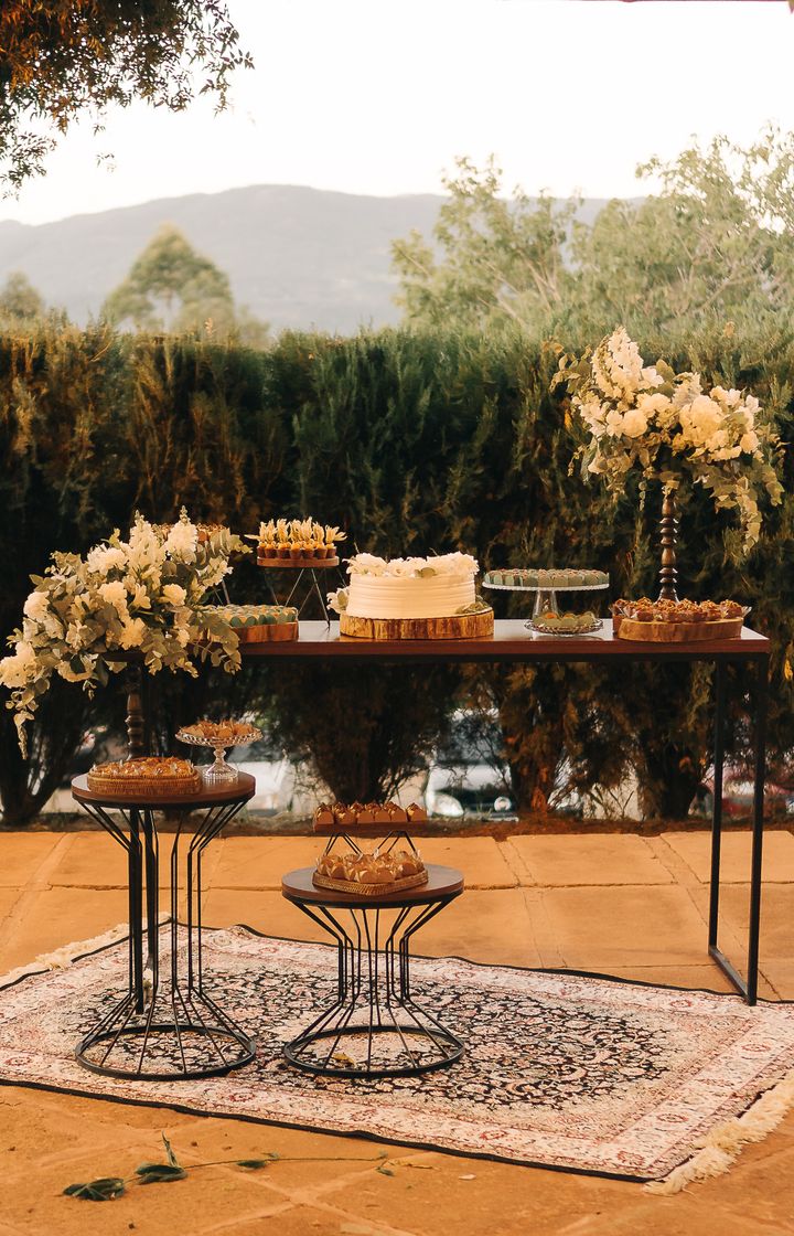 Signature custom cake by Cherry Crumble Cake Studio