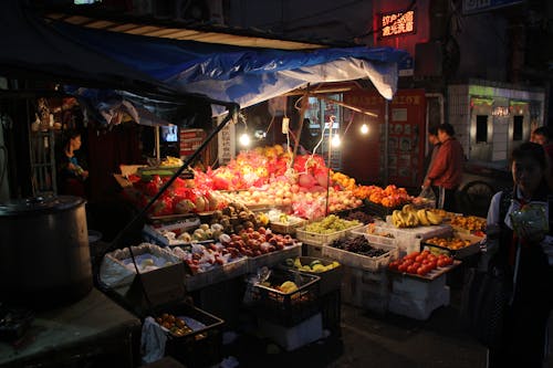 Immagine gratuita di frutta, mercato, notte