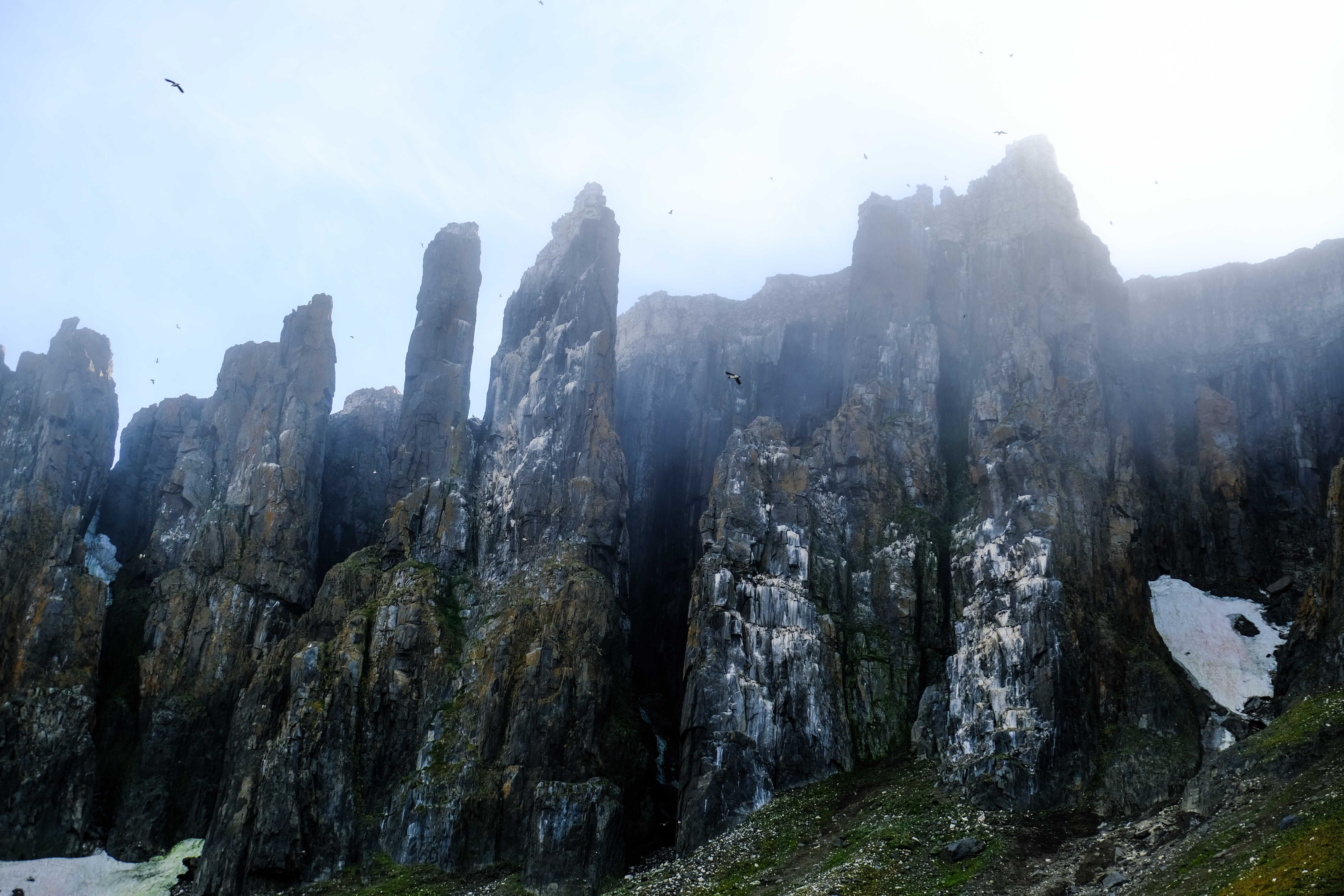 Rocky Landscape in Mist · Free Stock Photo