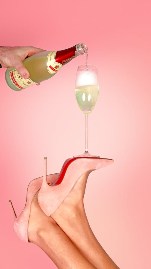 Kostnadsfri bild av champagne, flaska, fötter