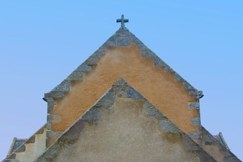 Foto d'estoc gratuïta de antic edifici, catòlic, cel blau
