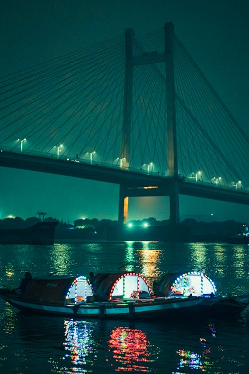 Vidyasagar Setu Bridge in Kolkata