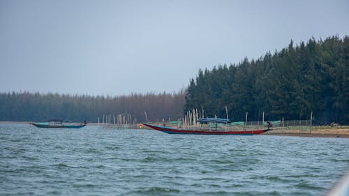 Darmowe zdjęcie z galerii z @na wolnym powietrzu, jezioro, łódź