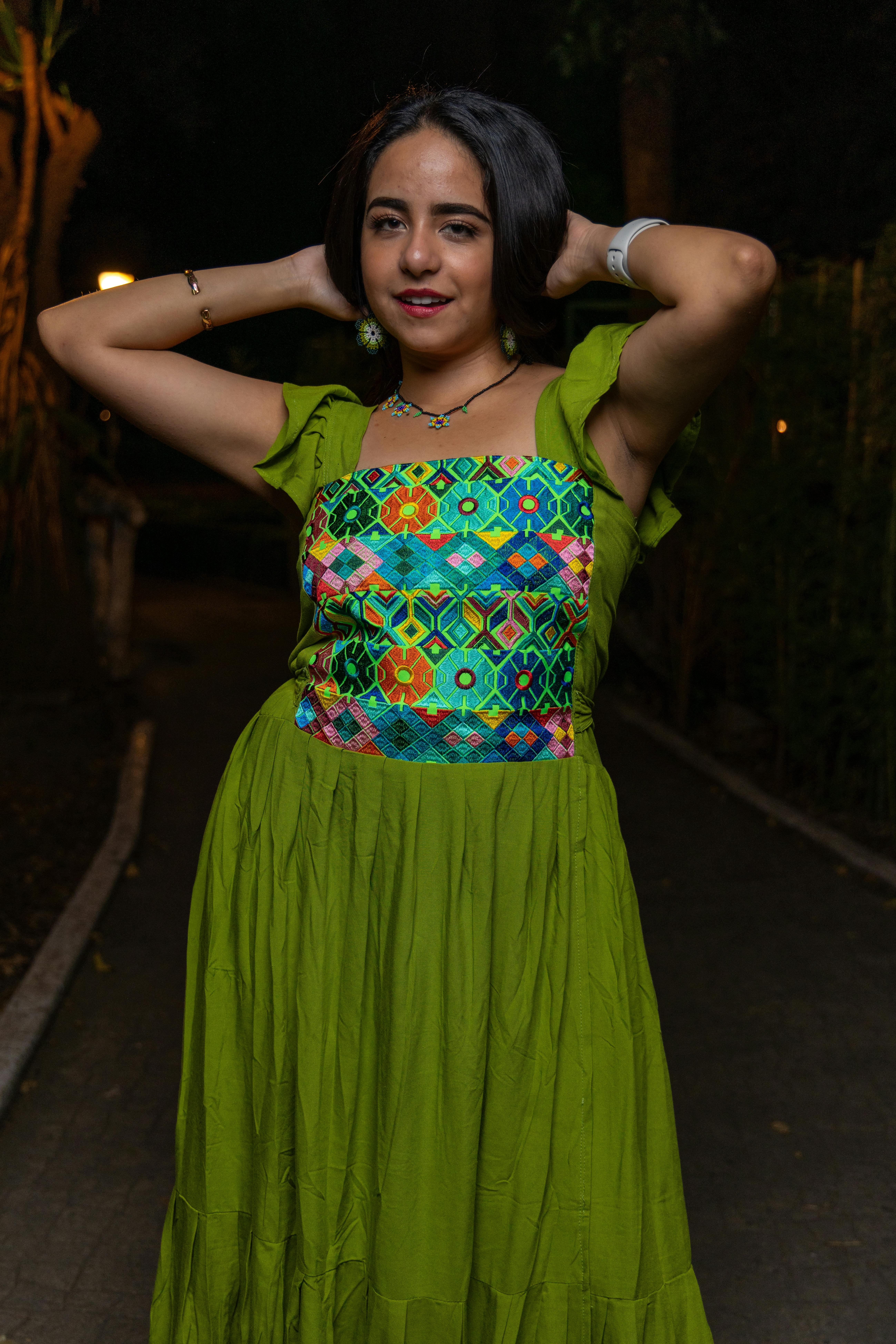 Gratis Foto stok gratis aksesoris tradisional, Amerika Utara, anak perempuan cantik Foto Stok