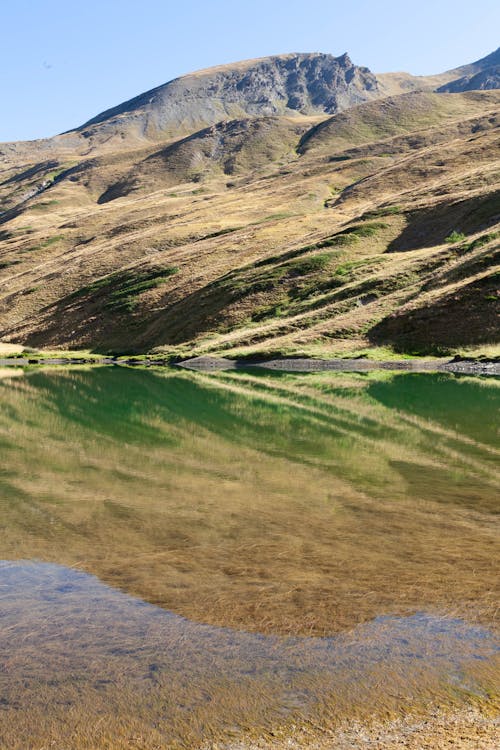 Fotobanka s bezplatnými fotkami na tému Alpy, hory, jazero