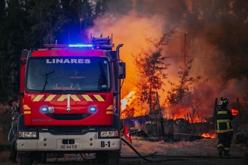 Kostnadsfri bild av arbetssätt, brand, brandbil