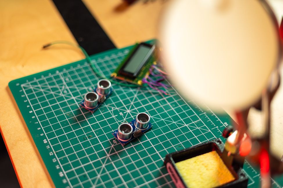 Como Funciona o Sensor Antiqueda do Robô Aspirador