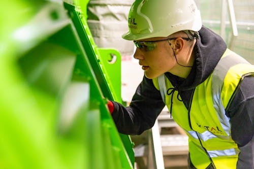 Kostnadsfri bild av arbetssätt, fabrik, fabriksarbetare