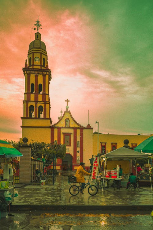 View of the Santa Catarina de Alejandria Church in Rioverde, Mexico 