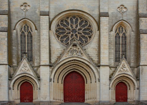 Kostenloses Stock Foto zu buntglasfenster, fassade, frankreich