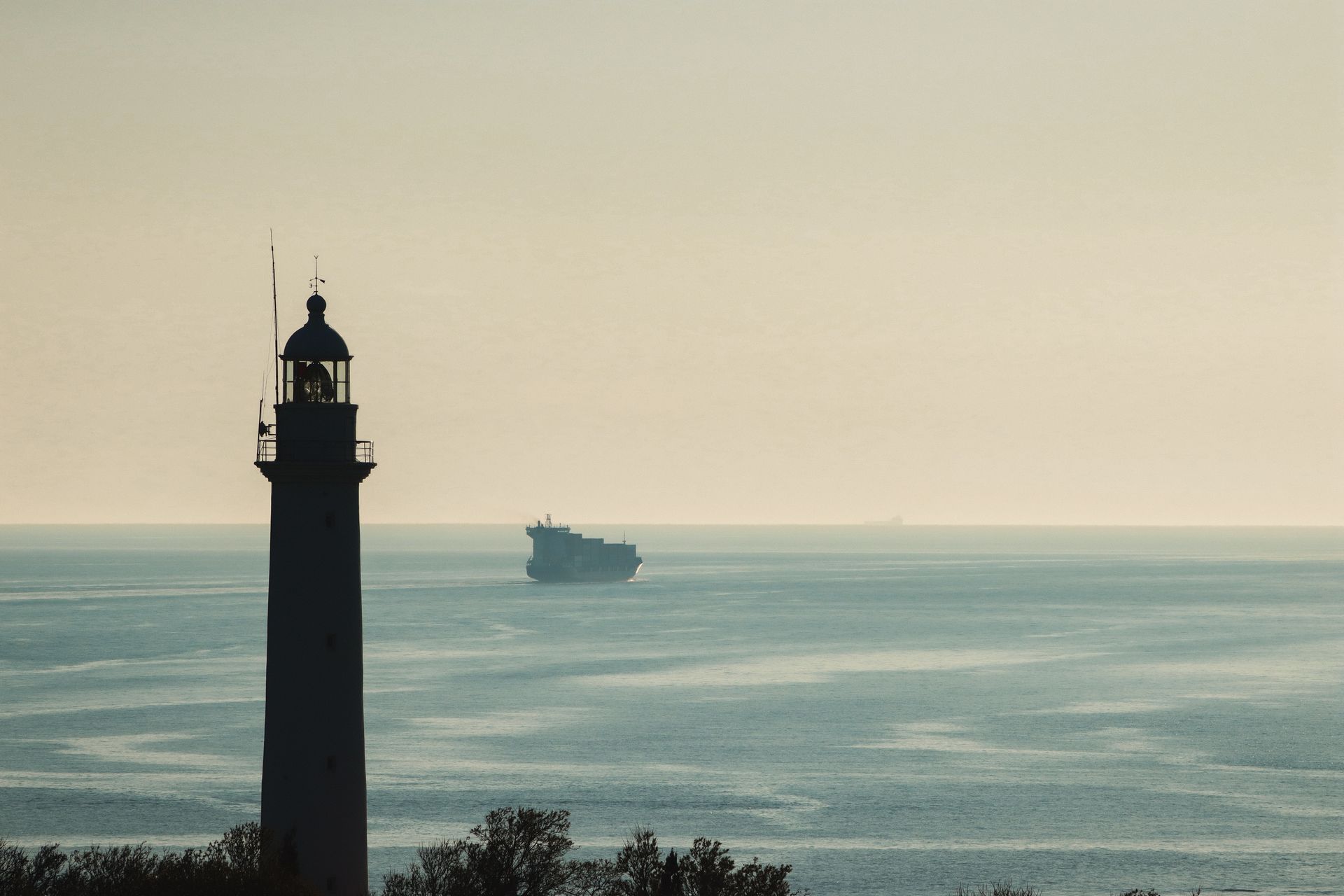 Strait of Hormuz shipping traffic