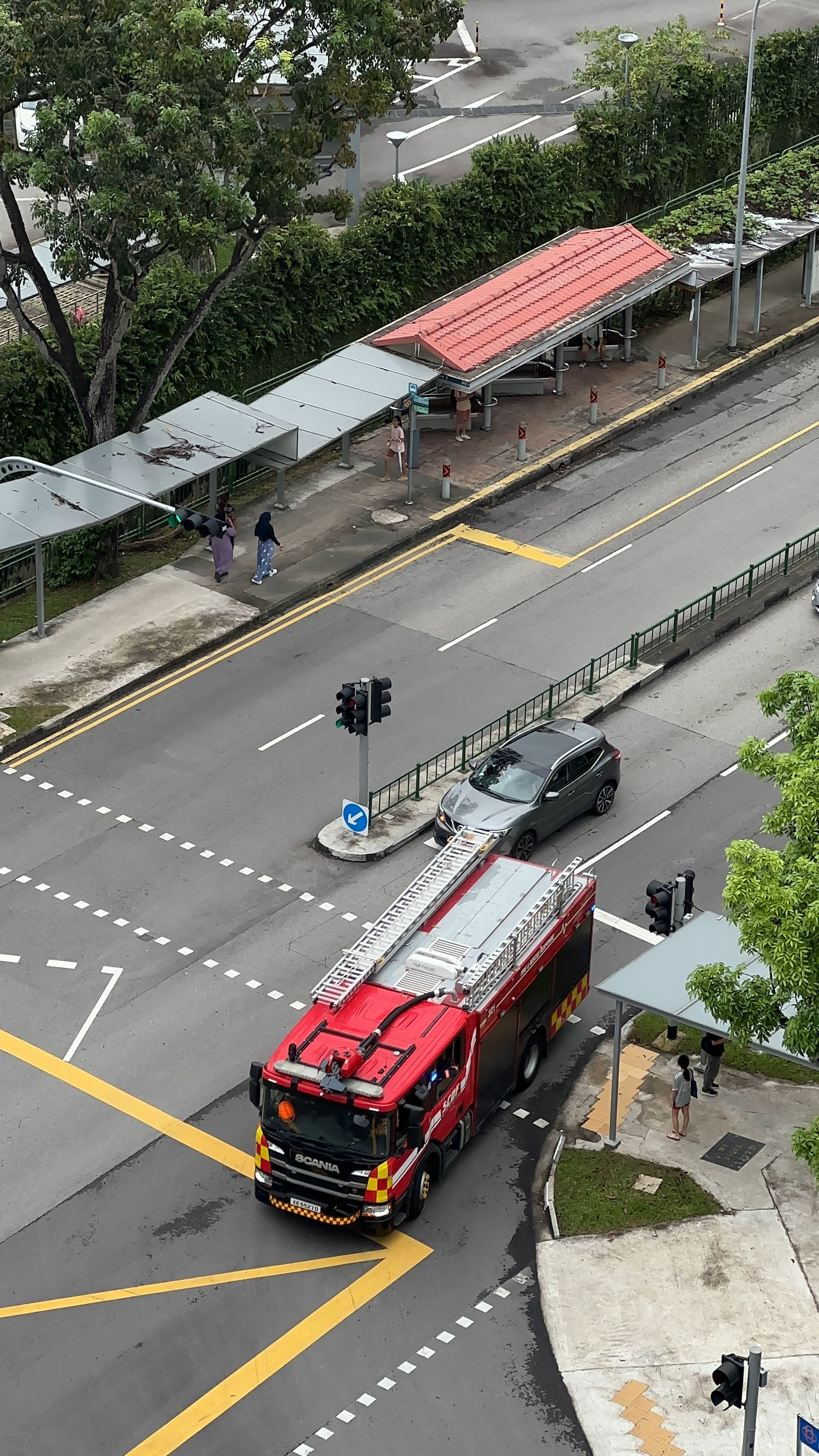Fire Truck Entering the Intersection · Free Stock Photo