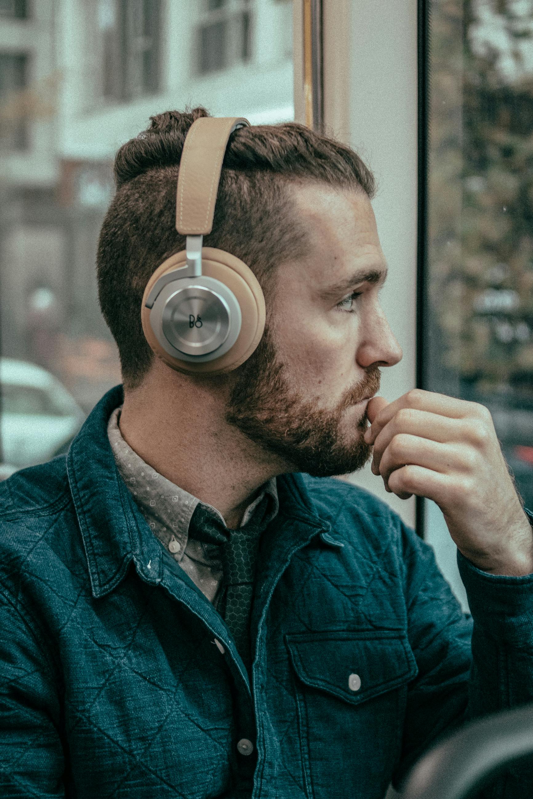 250+ Amazing Headphones Photos · Pexels · Free Stock Photos