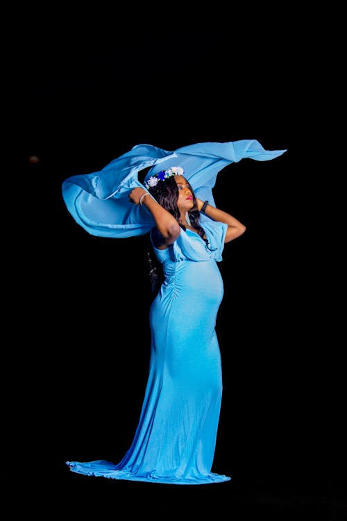 Gratis stockfoto met blauwe jurk, elegantie, fotomodel