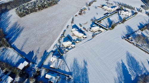 Foto profissional grátis de aerofotografia, aldeia, aldeias