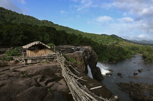 Foto profissional grátis de abismo, cachoeira, cênico