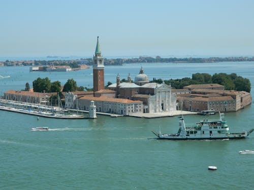 Безкоштовне стокове фото на тему «san giorgio maggiore, будівлі, вежа»