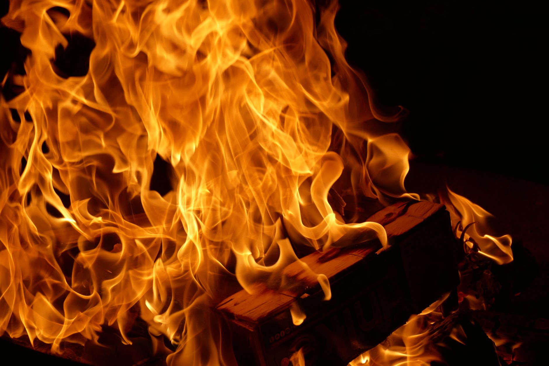 Incendiu provocat de o autoutilitară pe Centura Timișoarei