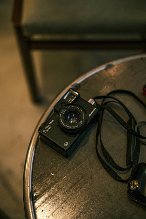 Бесплатное стоковое фото с агфа оптима, аналоговая камера, вертикальный выстрел