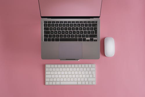Foto stok gratis keyboard, laptop, mouse