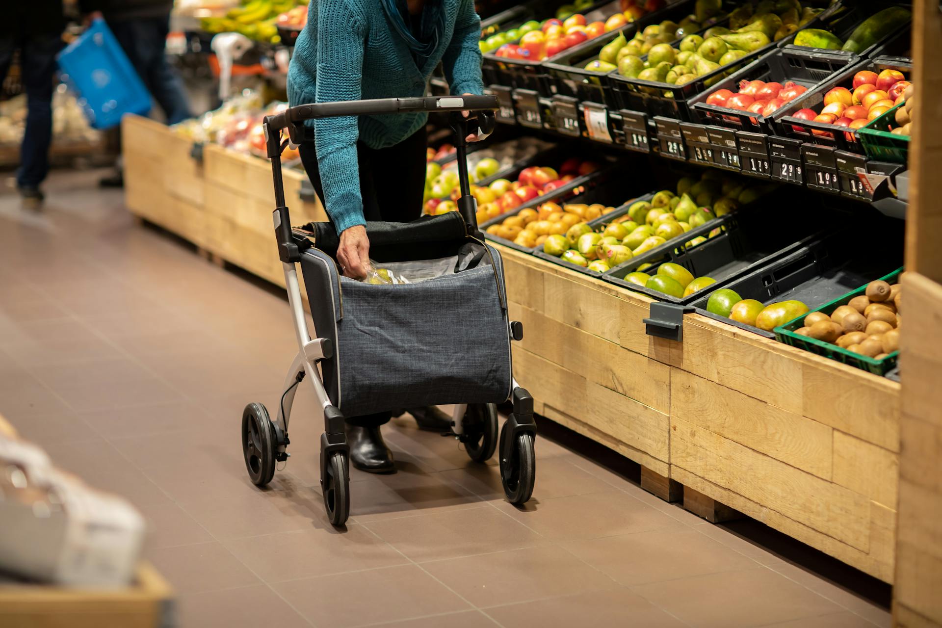 Woman doing grocery shopping