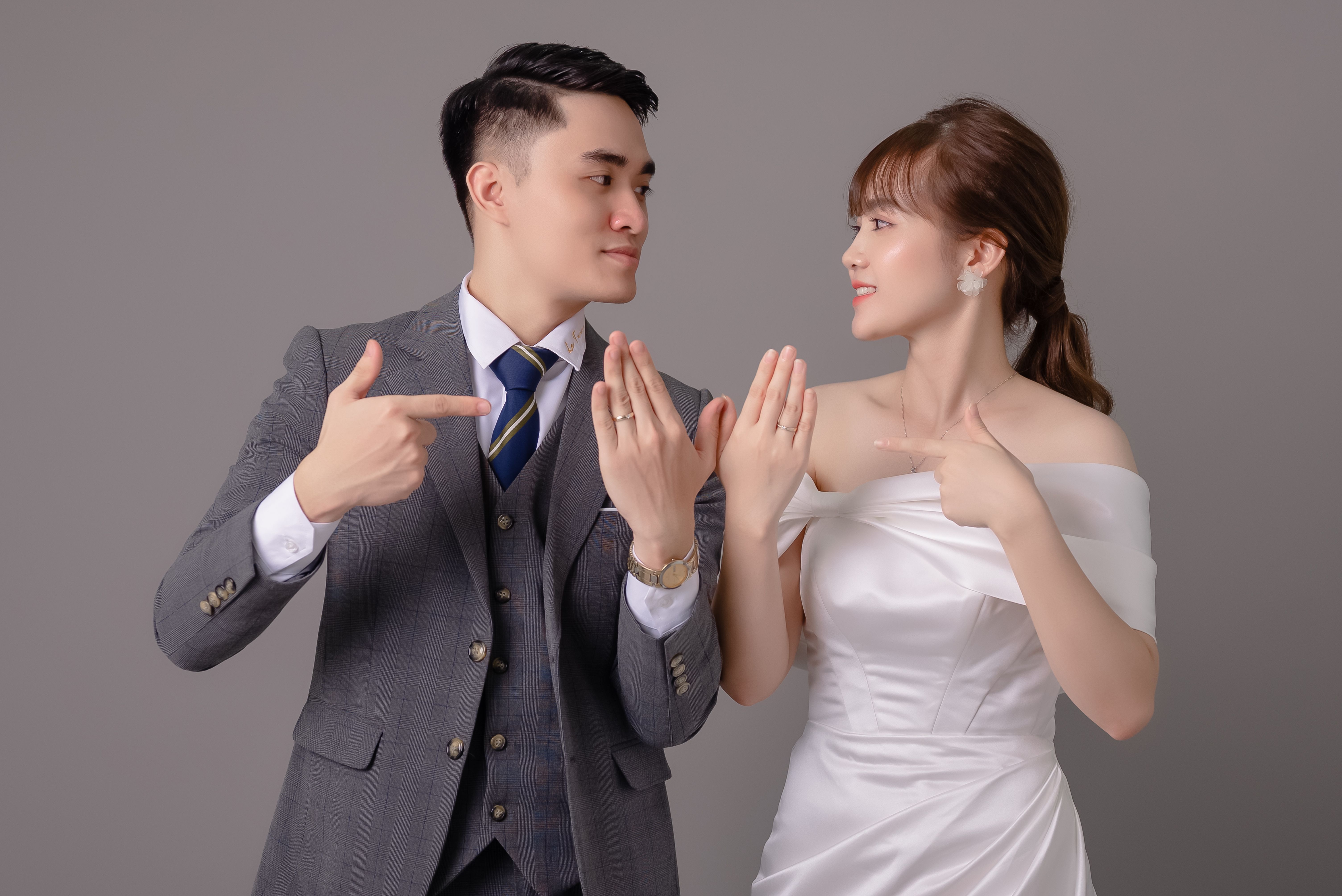 为什么你的婚姻越 讲道理 情感配图