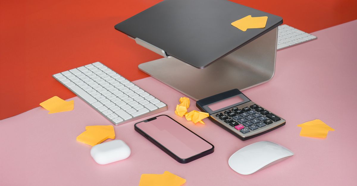 I Replaced My Team Meetings With AI for a Month