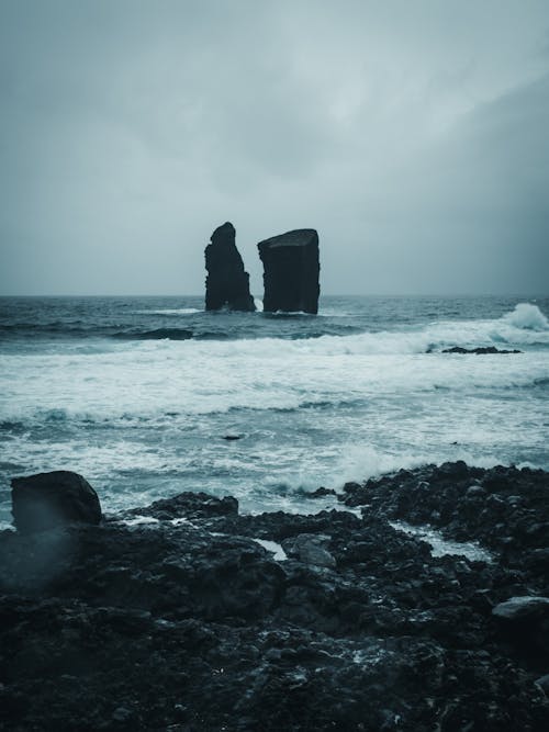 Black Rocks on Ocean