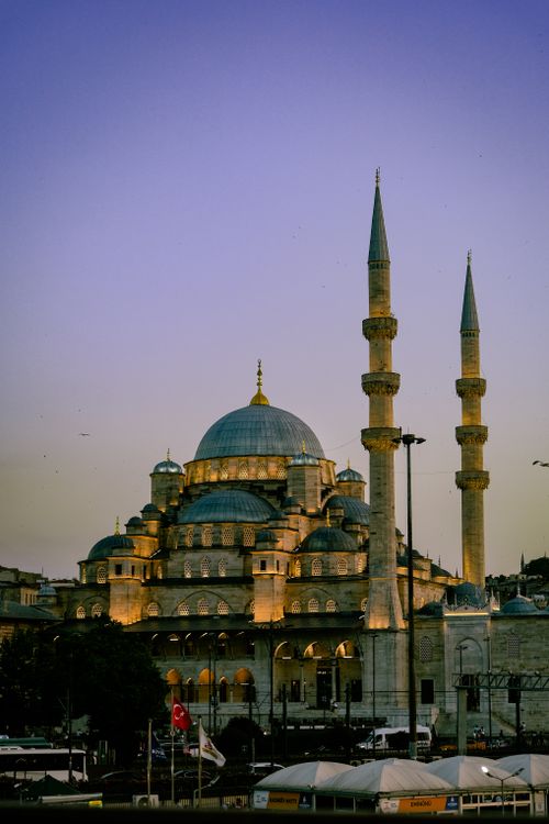 Free Stunning view of the New Mosque, Istanbul at twilight, showcasing its architectural beauty. Stock Photo