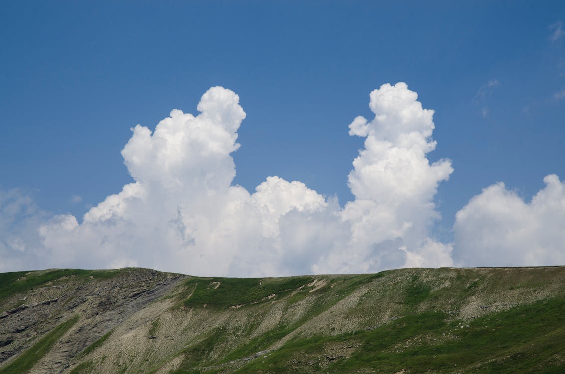 Ingyenes stockfotó domb, felhő, Látvány témában