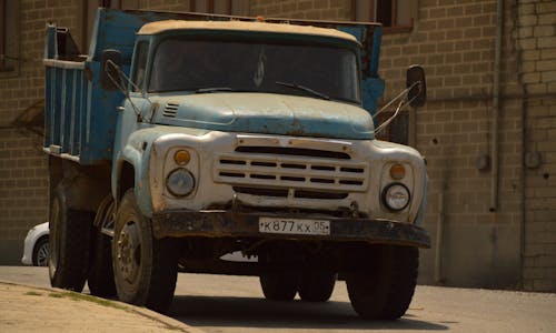 Бесплатное стоковое фото с городской, грузовик, ЗИЛ-130