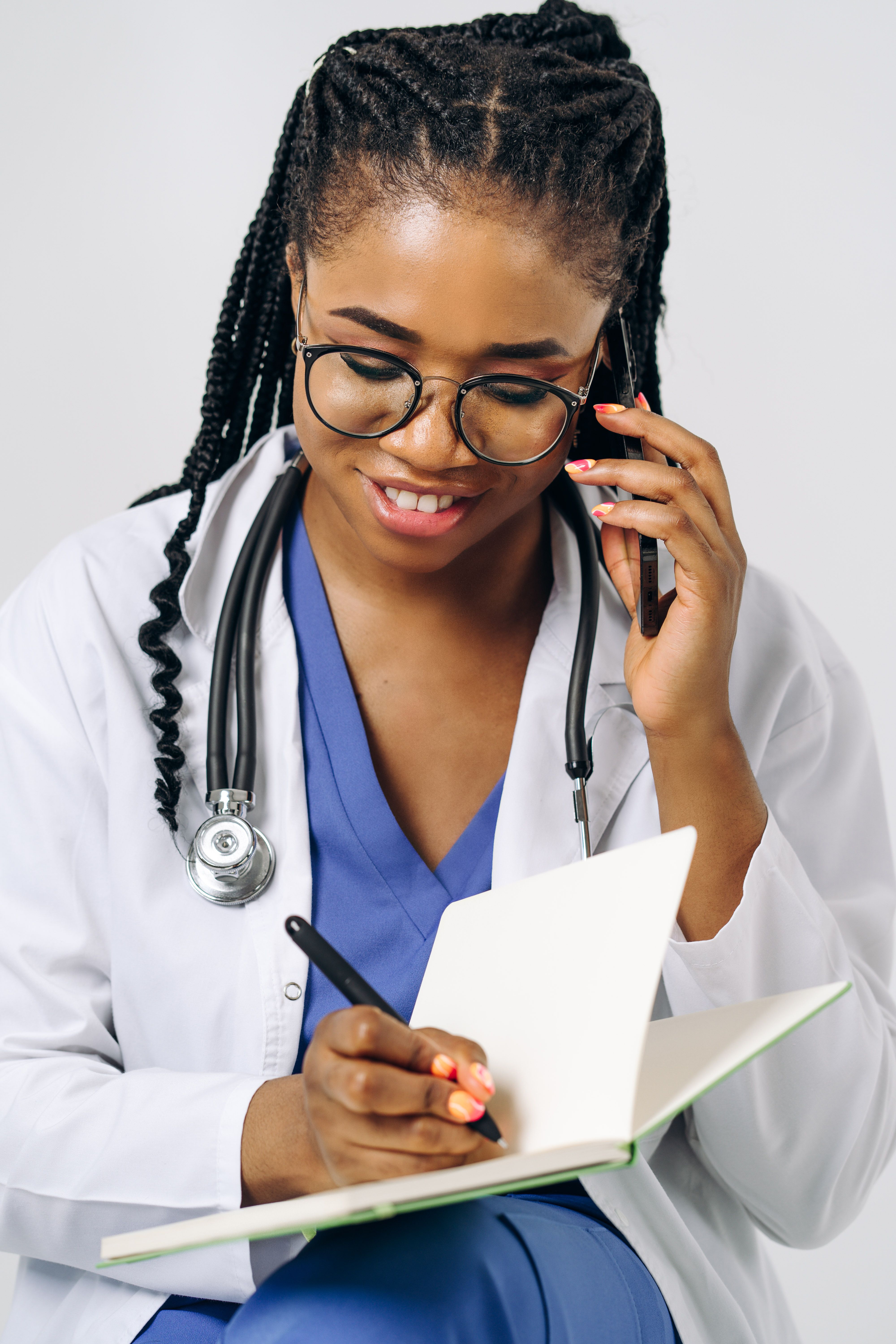 Tinubu Calls on Nigerian Doctors Abroad to Return Home