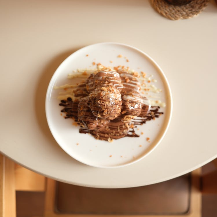 abur cubur, çikolata sosu, kafe içeren Ücretsiz stok fotoğraf