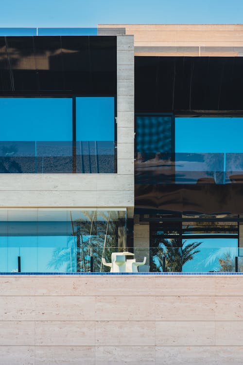 Kostenloses Stock Foto zu fenster, gebäude außen, haus