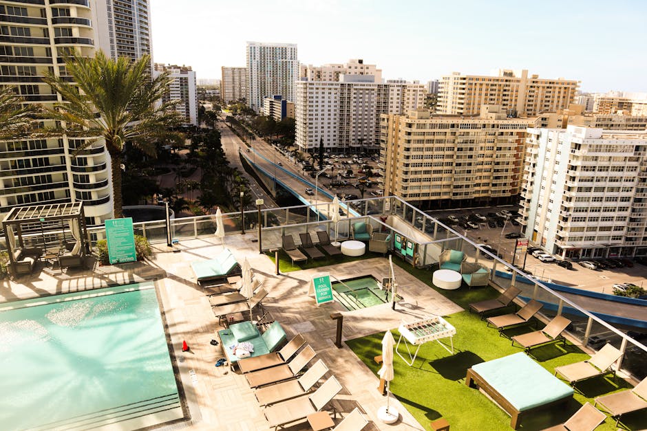 edgewater condo rooftop pool with skyline view - edgewater condos edgewater condo rooftop pool with skyline view - edgewater condos